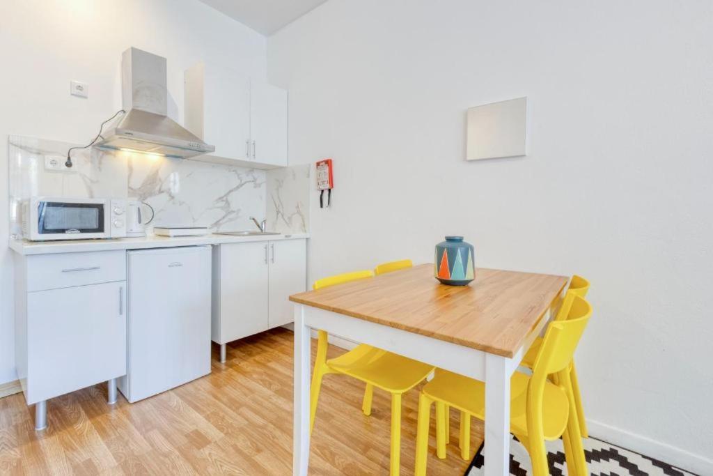 Travel & Live Santa Catarina Apartment OOporto Exteriör bild